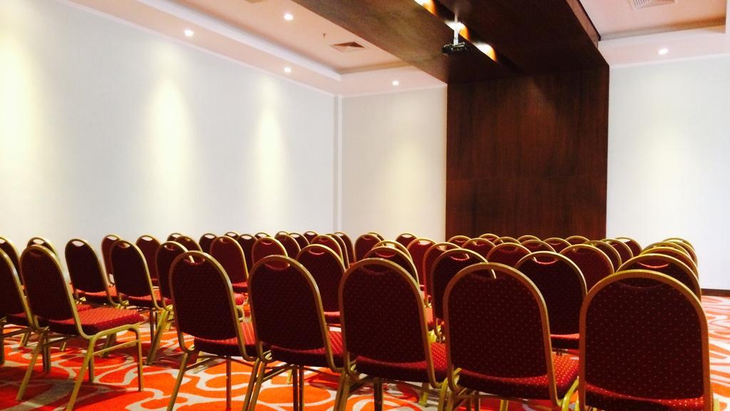 Carnaval Hotel Casino Encarnacion Ngoại thất bức ảnh A conference room